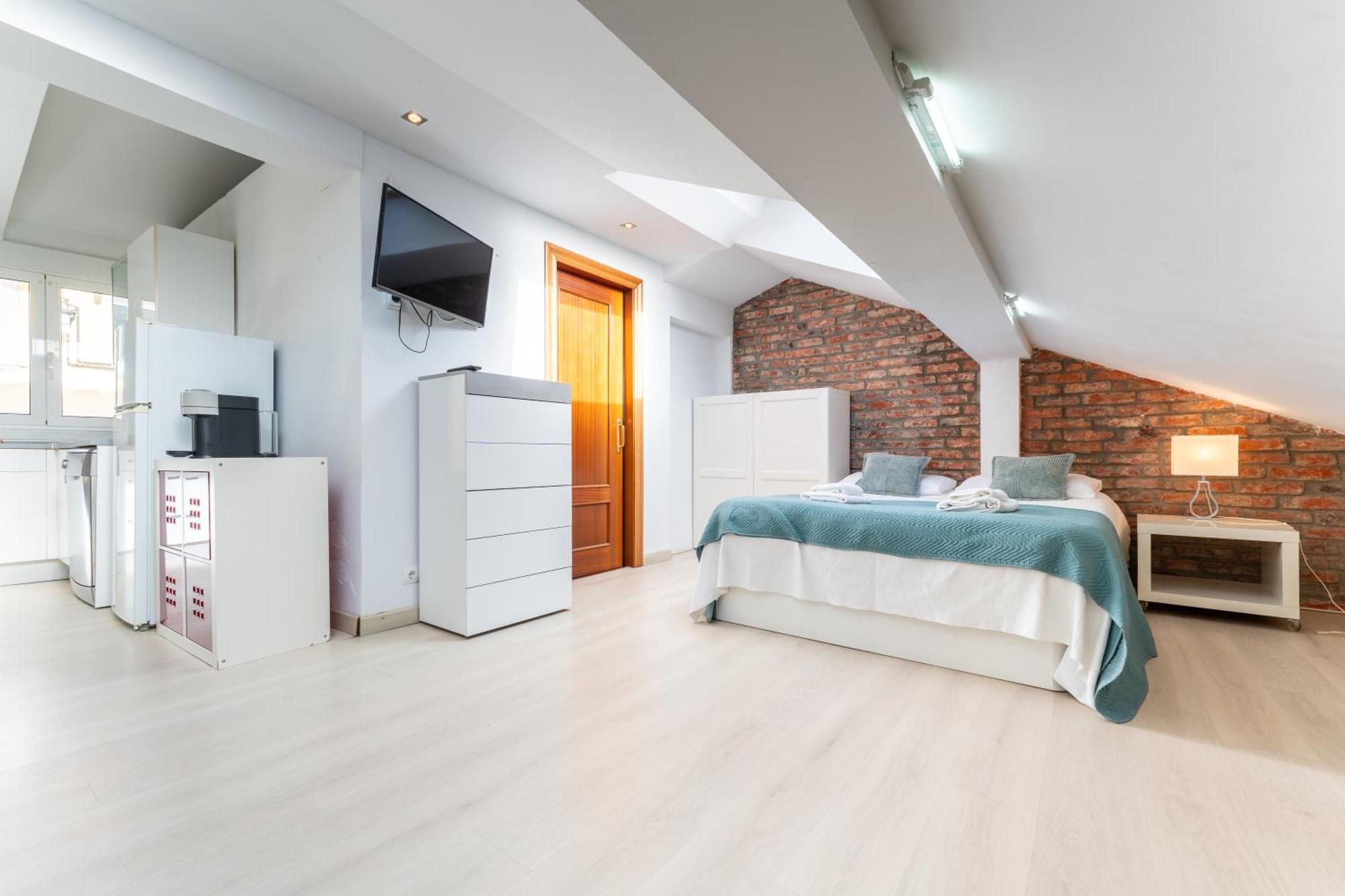 Loft En Calle Emblematica By Urbanhosting 桑坦德 外观 照片