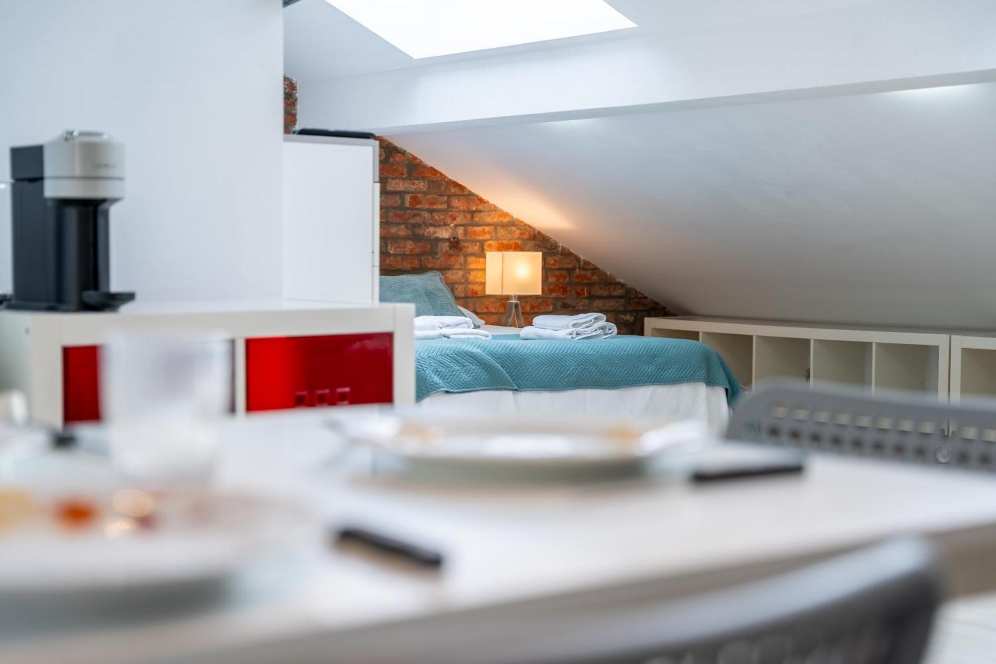 Loft En Calle Emblematica By Urbanhosting 桑坦德 外观 照片